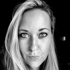 Meet your Posher, Casey